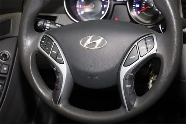 Thumbnail: 2016 Hyundai Elantra - 30