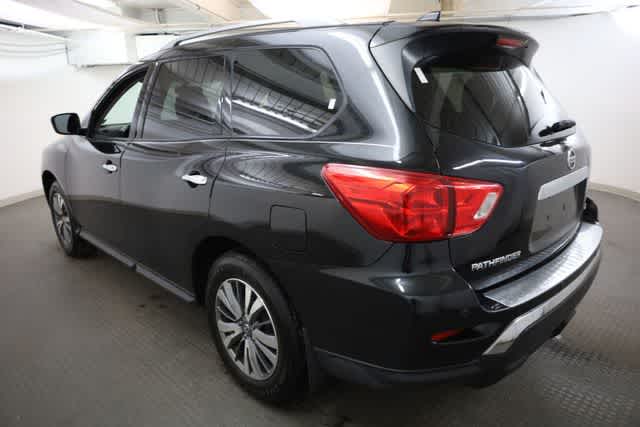 Thumbnail: 2020 Nissan Pathfinder - 4
