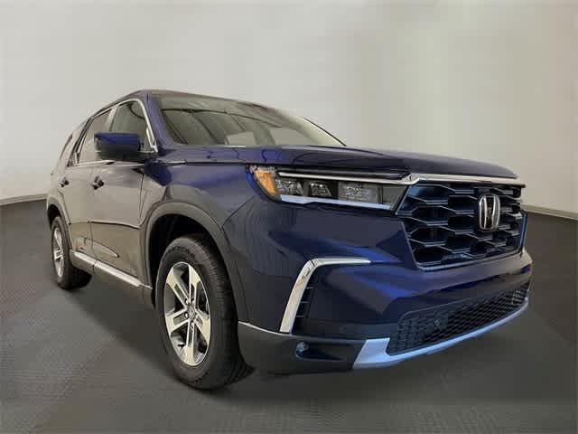 Thumbnail: 2025 Honda Pilot - 9