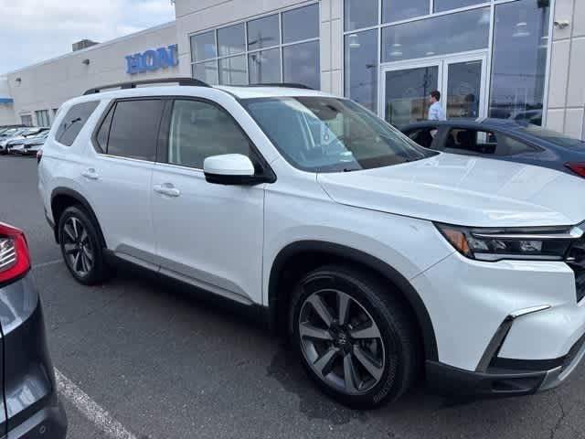Thumbnail: 2023 Honda Pilot - 10
