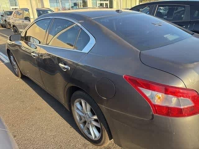 Thumbnail: 2011 Nissan Maxima - 16