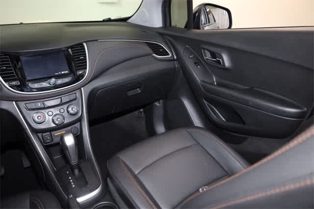 Thumbnail: 2022 Chevrolet Trax - 18