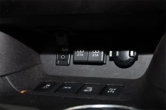 Thumbnail: 2019 Toyota Highlander - 33