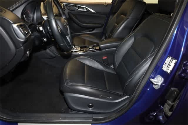 Thumbnail: 2018 INFINITI QX30 - 15