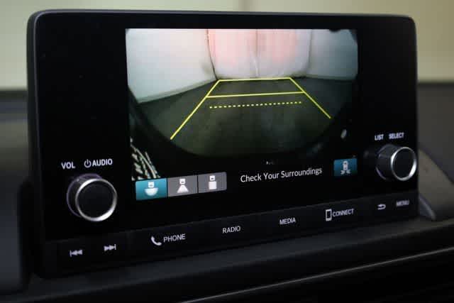 Thumbnail: 2023 Honda Pilot - 17