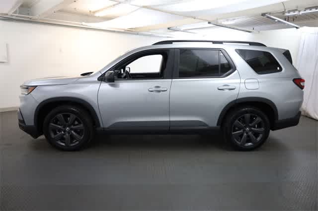 Thumbnail: 2023 Honda Pilot - 4