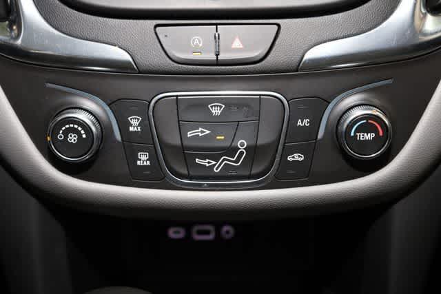 Thumbnail: 2022 Chevrolet Equinox - 27