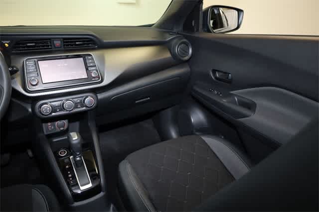 2020 Nissan Kicks S 18