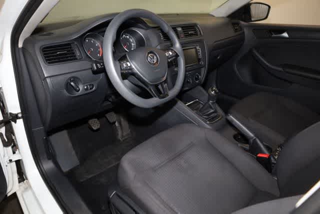 Thumbnail: 2015 Volkswagen Jetta - 15