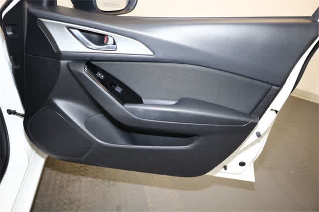 Thumbnail: 2018 Mazda Mazda3 - 22