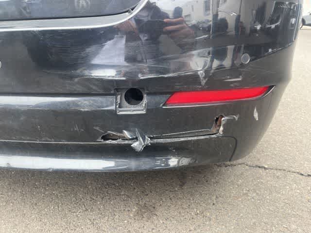 Thumbnail: 2011 BMW 5 Series - 15