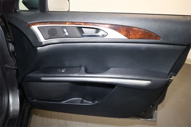 Thumbnail: 2016 Lincoln MKZ - 22