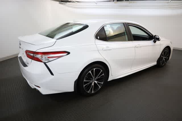 Thumbnail: 2019 Toyota Camry - 7