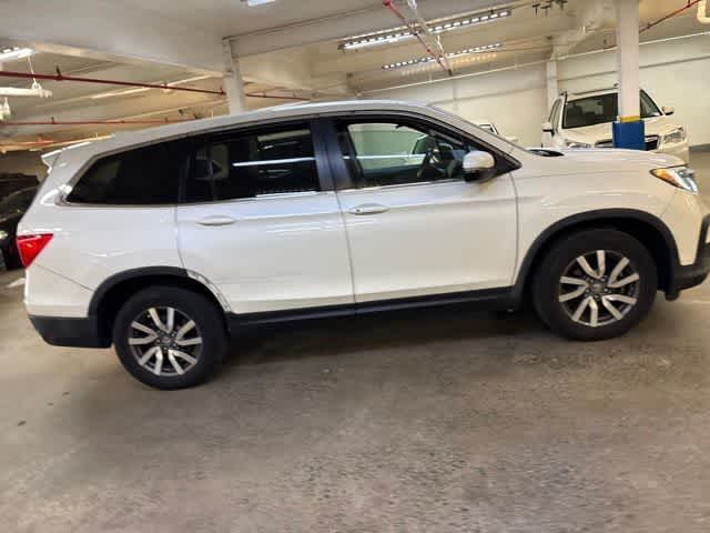 Thumbnail: 2019 Honda Pilot - 17