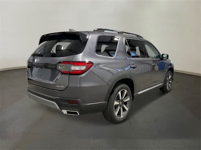 Thumbnail: 2025 Honda Pilot - 8