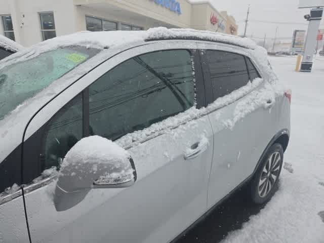 Thumbnail: 2018 Buick Encore - 4