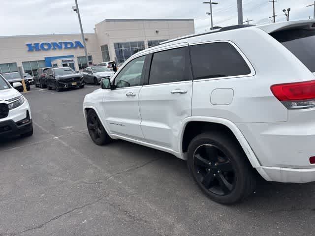 Thumbnail: 2015 Jeep Grand Cherokee - 8