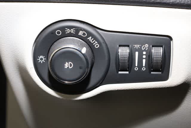 Thumbnail: 2020 Jeep Compass - 19