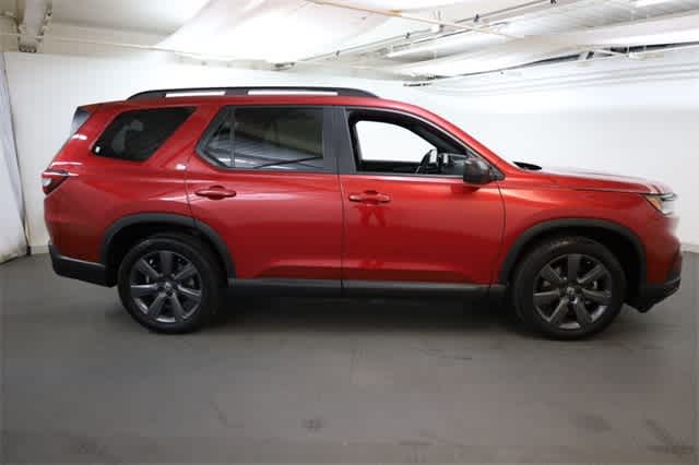 Thumbnail: 2023 Honda Pilot - 9