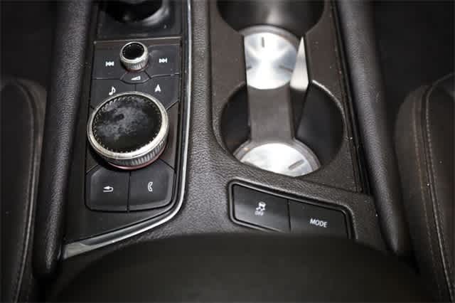 Thumbnail: 2022 Cadillac XT6 - 35