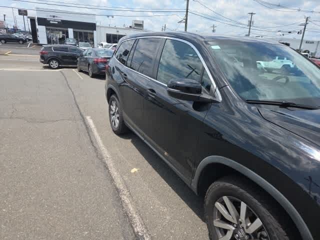 Thumbnail: 2019 Honda Pilot - 16