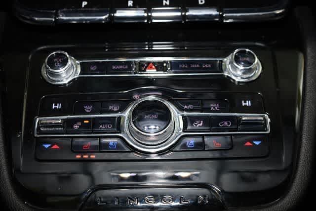 Thumbnail: 2020 Lincoln Corsair - 32