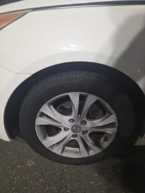 Thumbnail: 2011 Hyundai Sonata - 23