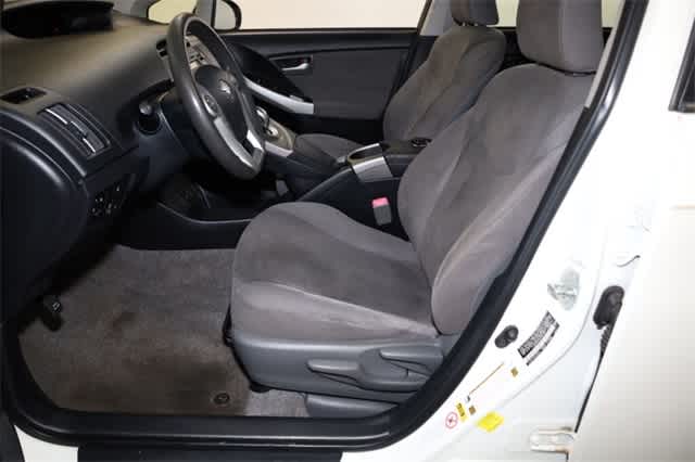 Thumbnail: 2013 Toyota Prius - 15