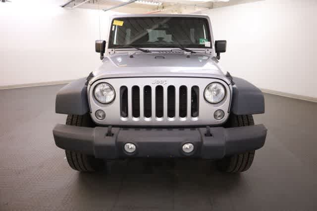 Thumbnail: 2015 Jeep Wrangler - 12