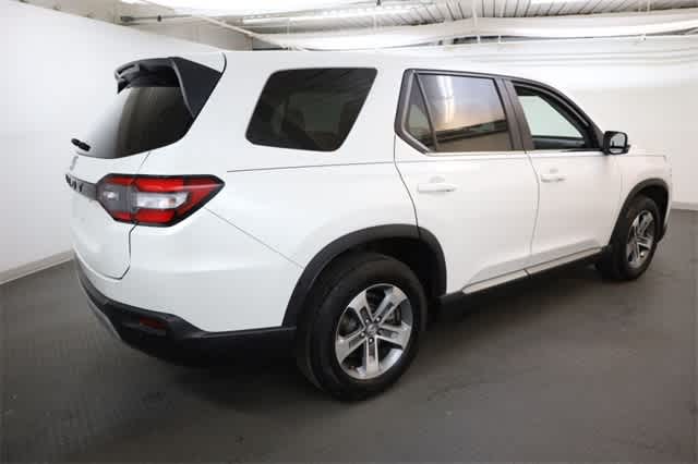 Thumbnail: 2023 Honda Pilot - 8