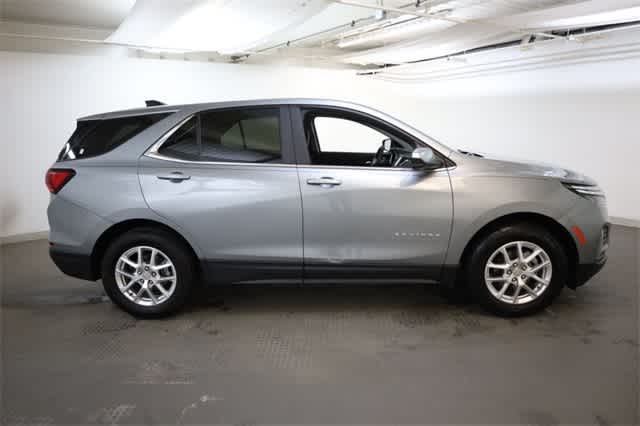 Thumbnail: 2024 Chevrolet Equinox - 9