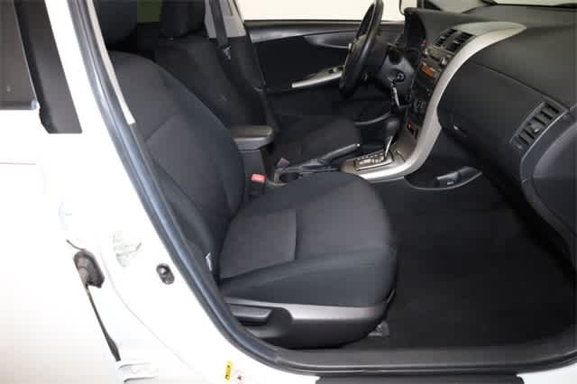 Thumbnail: 2010 Toyota Corolla - 20