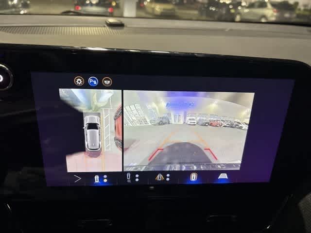 Thumbnail: 2025 Chevrolet Equinox - 19