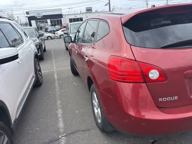 Thumbnail: 2010 Nissan Rogue - 7