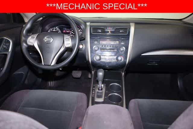 Thumbnail: 2013 Nissan Altima - 22