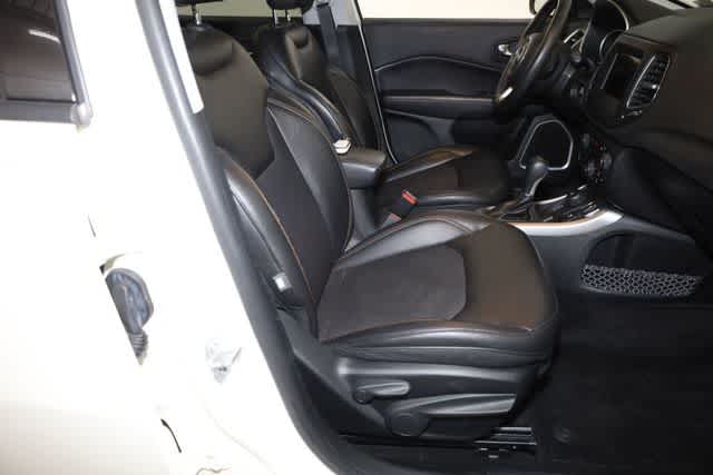 Thumbnail: 2018 Jeep Compass - 31