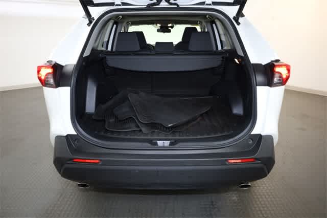 Thumbnail: 2019 Toyota RAV4 - 34
