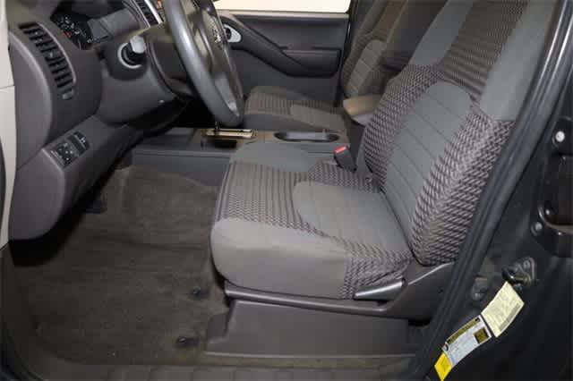 Thumbnail: 2010 Nissan Frontier - 15