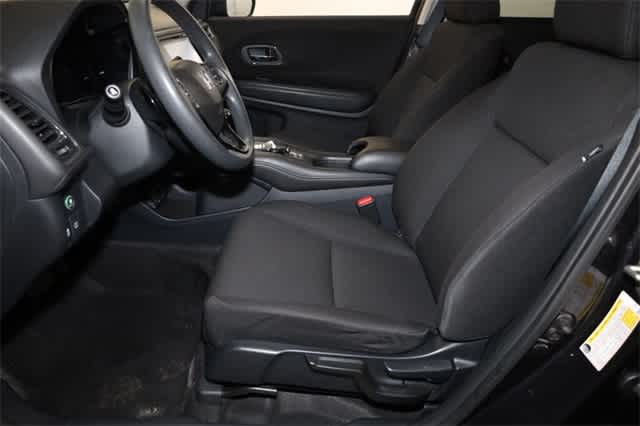 Thumbnail: 2018 Honda HR-V - 15