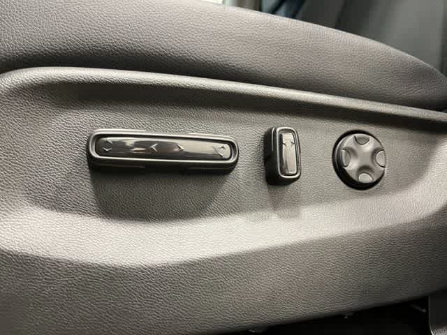 Thumbnail: 2026 Honda Odyssey - 13