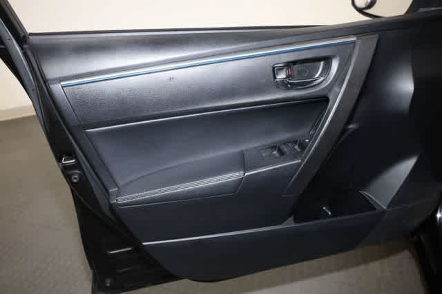 Thumbnail: 2016 Toyota Corolla - 13