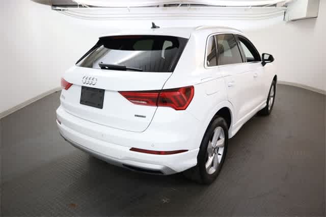 Thumbnail: 2021 Audi Q3 - 14