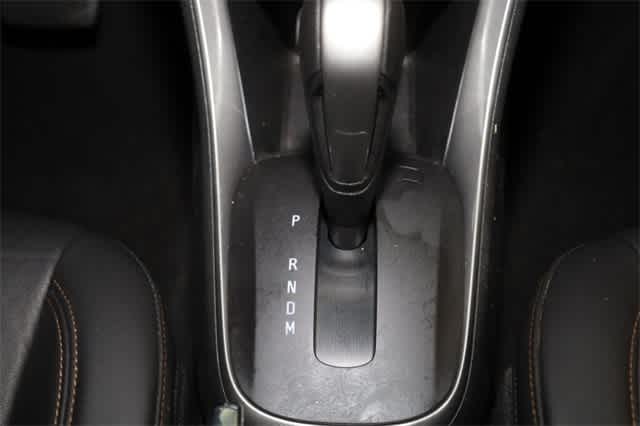 Thumbnail: 2022 Chevrolet Trax - 32