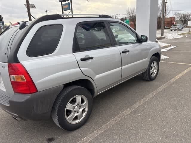 Thumbnail: 2008 Kia Sportage - 12