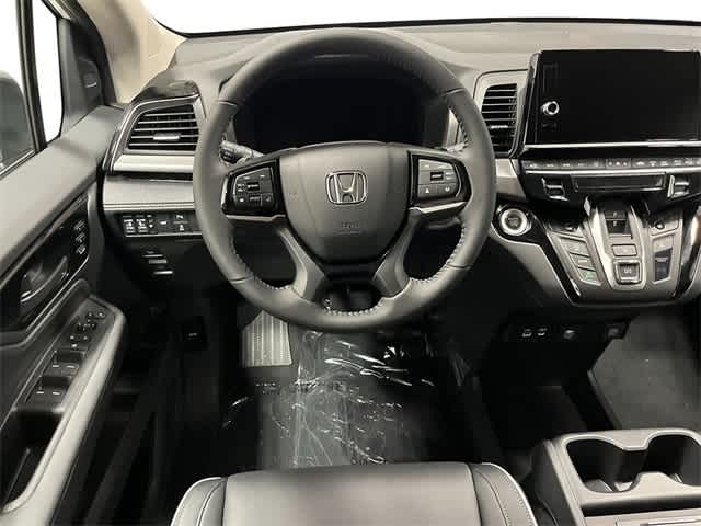 2025 Honda Odyssey Touring 24
