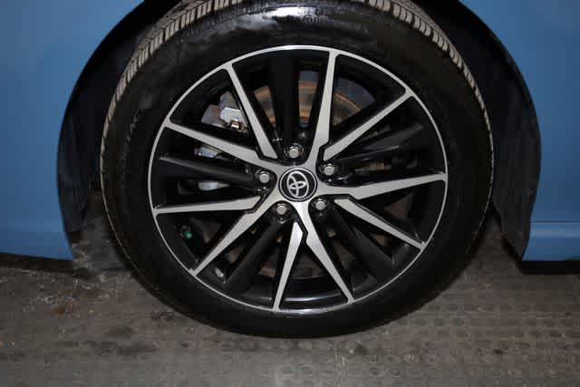 Thumbnail: 2023 Toyota Camry - 36