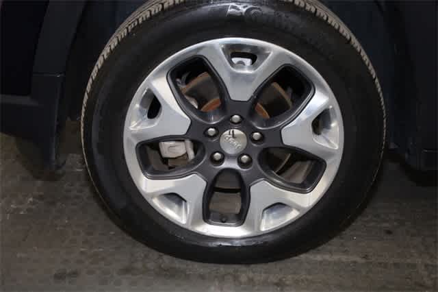 Thumbnail: 2019 Jeep Compass - 39