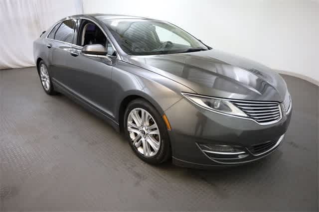 Thumbnail: 2016 Lincoln MKZ - 10