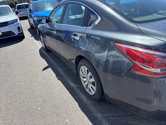 Thumbnail: 2013 Nissan Altima - 6