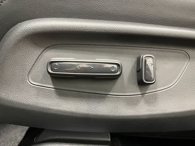 Thumbnail: 2026 Honda HR-V - 14